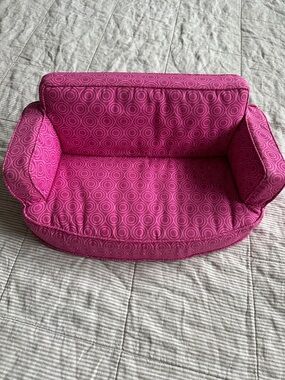 American Girl Pink Circle-Pattern Sofa for 18 inch dolls